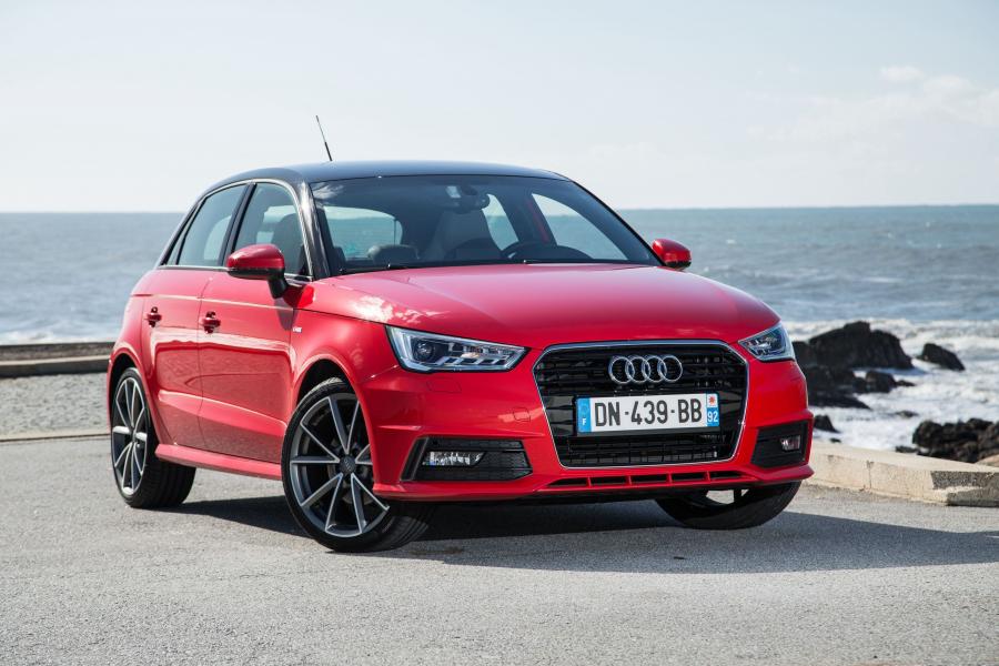  Audi A1 Sportback TFSI S-Line (8X) 2014 года  (WW) (фото 1 из 30)